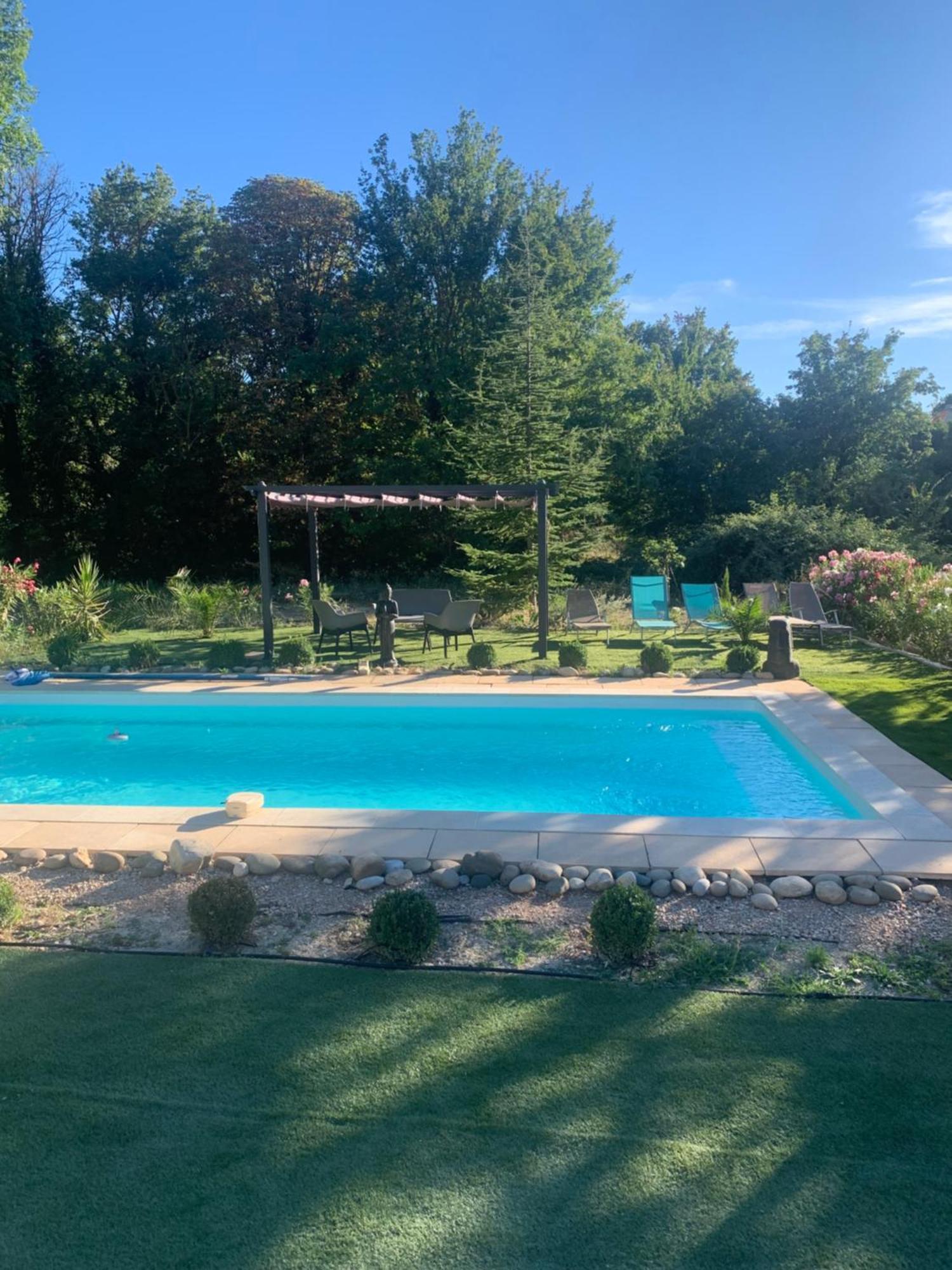 Villa Un Coin De Campagne Le Puy-Sainte-Réparade Esterno foto
